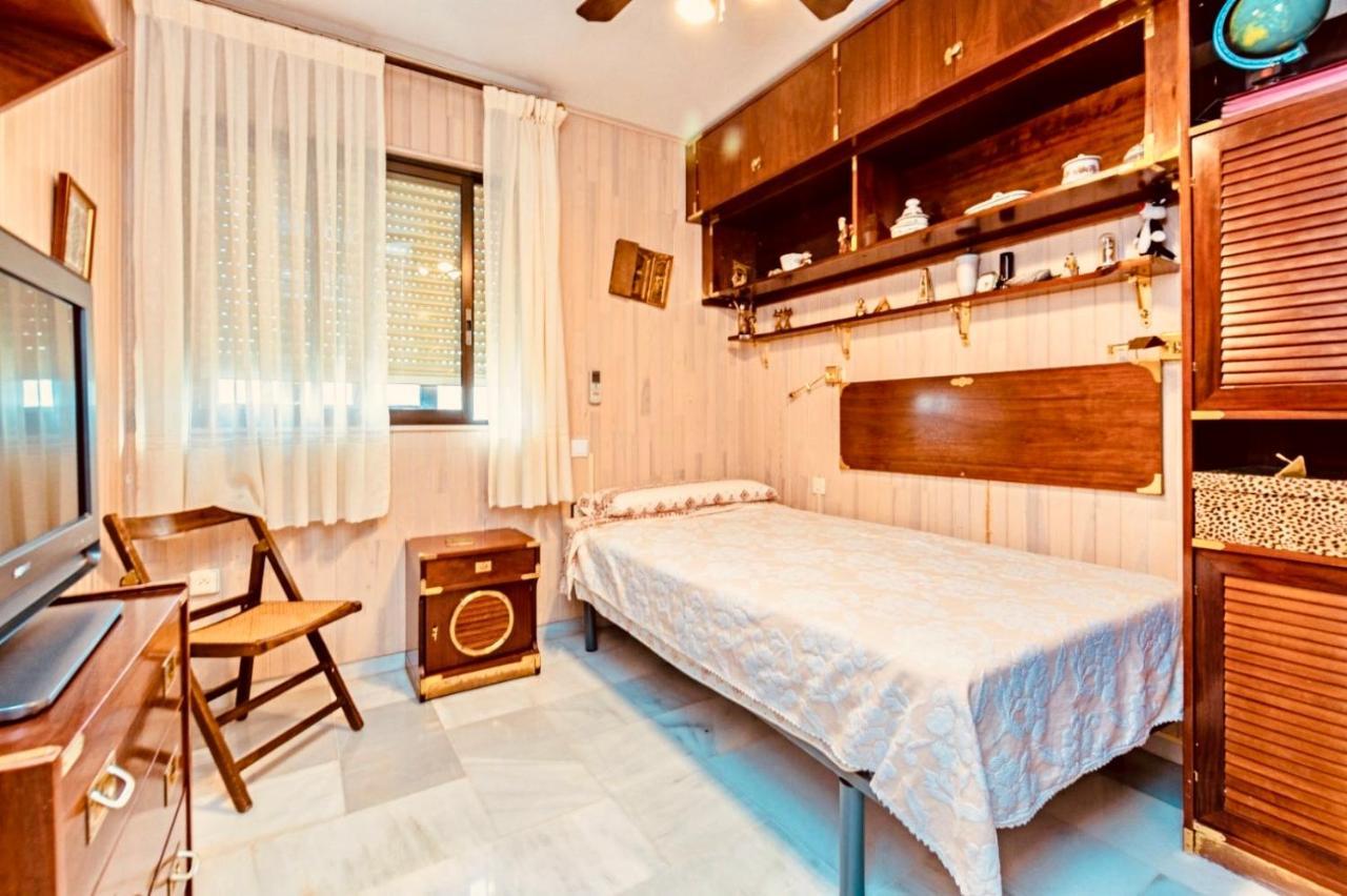 La Carihuela Lux Apartment Torremolinos Eksteriør billede